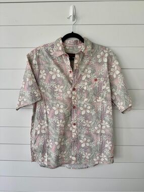 Men's Hawaiian Floral Short-Sleeve Button-Up Shirt size medium